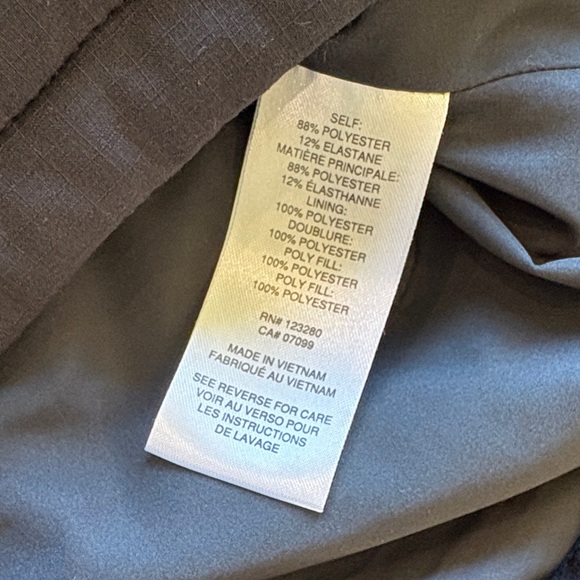 Travis Mathew Black Quilted Vest - Picture 5 of 5